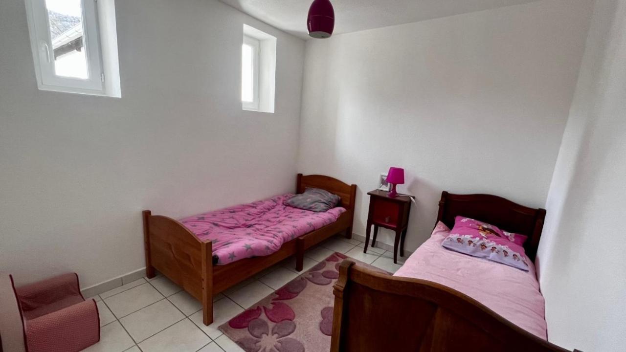 Aubessagne Superbe Appartement מראה חיצוני תמונה